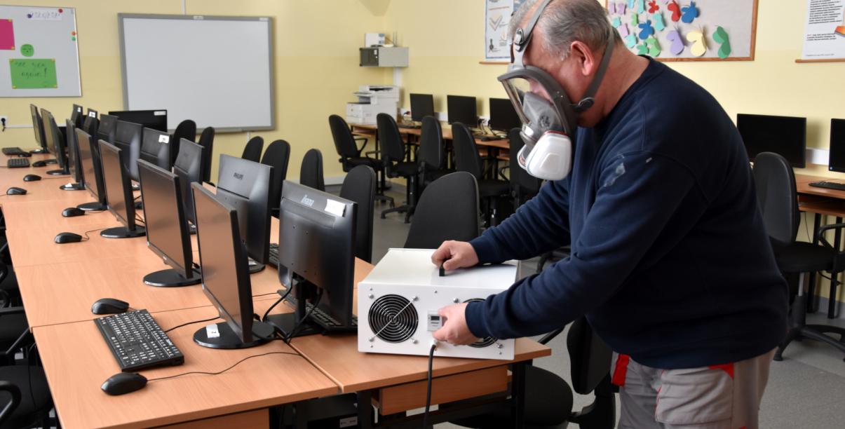 Sla komputerowa, pan włacający ozonator