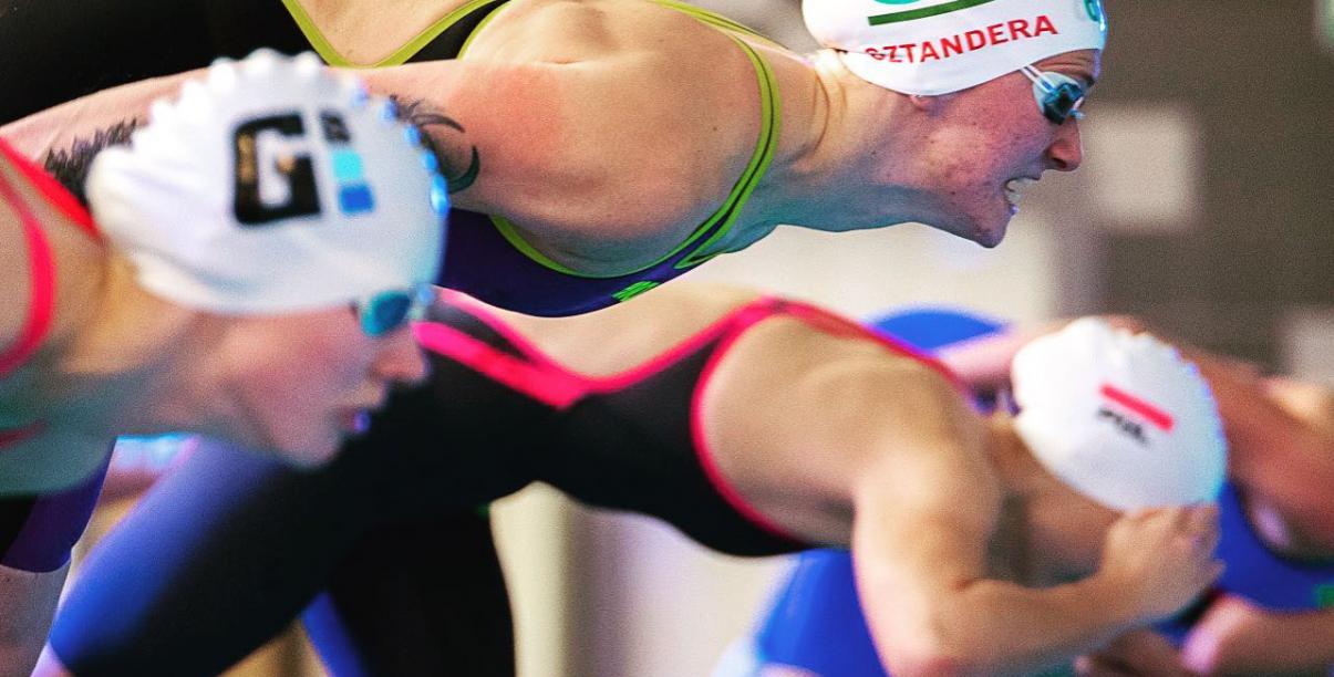 Dominika Sztandera, dzierżoniowianka reprezentująca barwy Juvenii Wrocław, uzyskała jeden z najlepszych wyników w historii europejskiego pływania na 100 m stylem klasycznym.