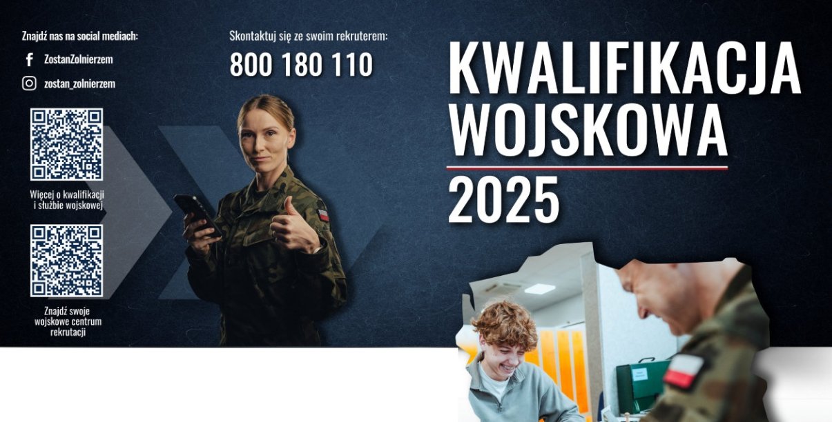 Żołnierka z uniesionym w góre kciukiem, obok napis Kwalifikacja Wojskowa