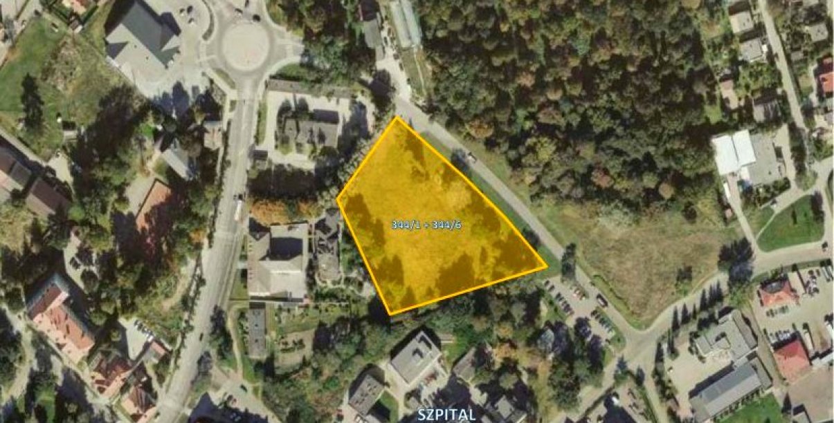 Mapa terenu z zaznaczoną działką do sprzedaży