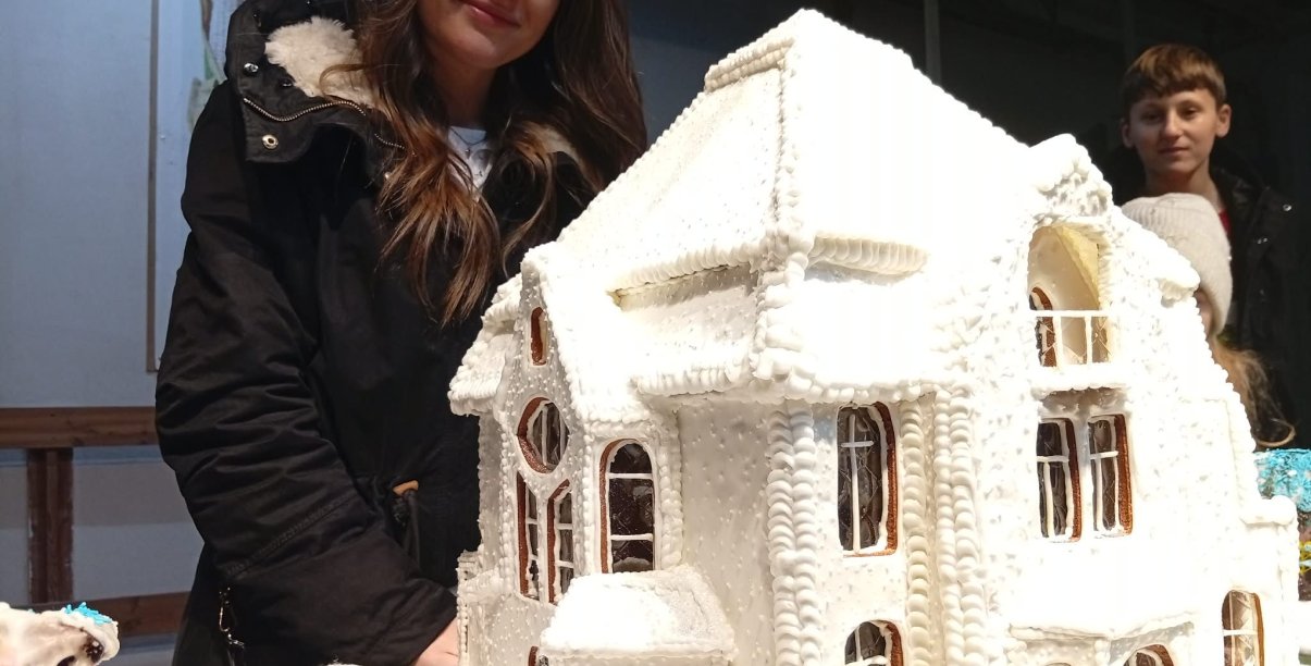 Emilia Żygadło z piernikową Szkoła Muzyczną