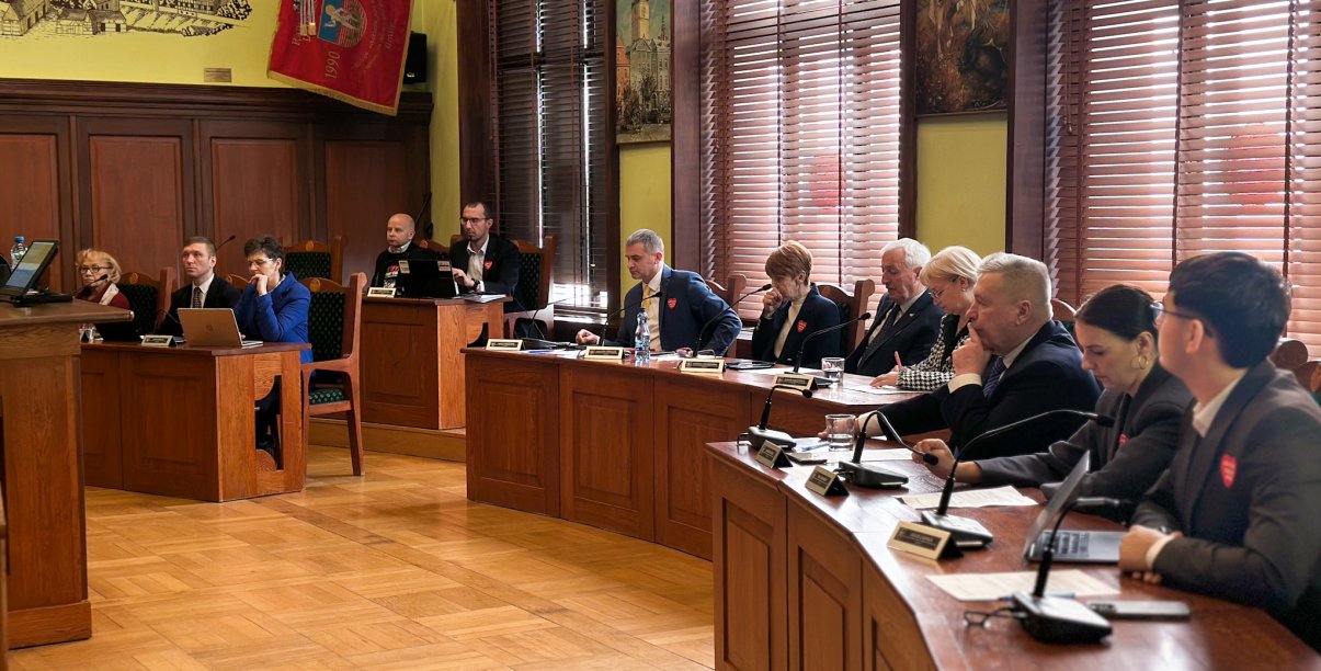 radni podczas sesji RM na sali rycerskiej