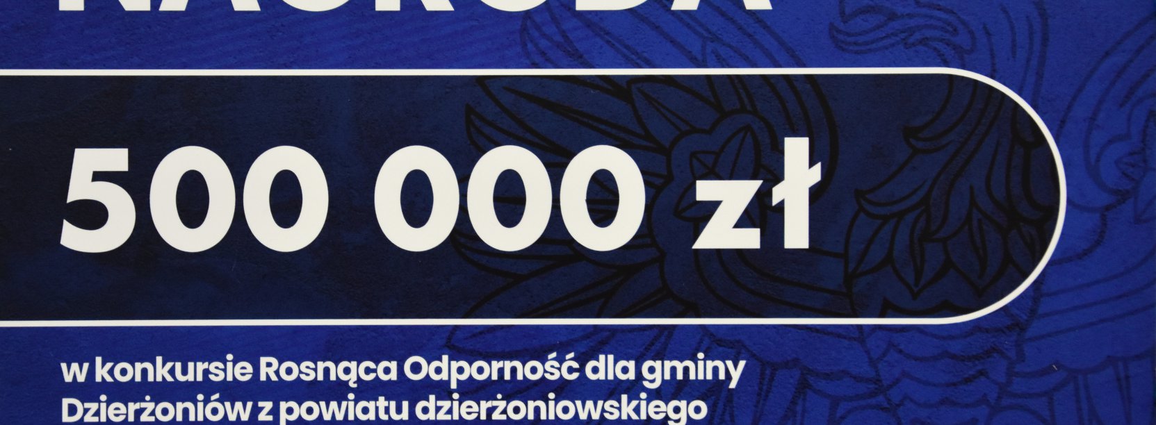 Napis na niebieskim tle "Nagroda 500 tys. zł"