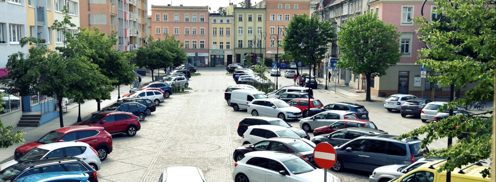 Część rynku dostępna dla ruchu z zaparkowanymi autami