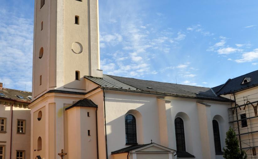 Widok na kościół w Lanškroun