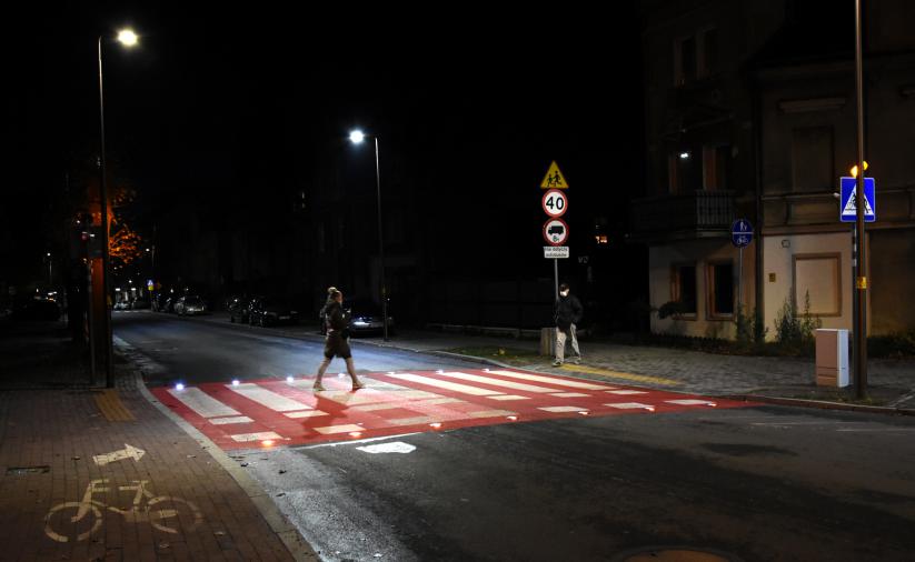 Ul. Kopernika z aktywnym przejściem dla pieszych