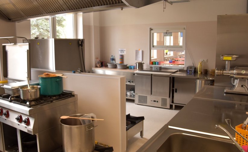 Kuchnia z nowym sprzętem