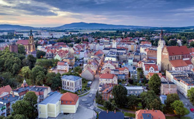 Widok Dzierżoniowa z lotu ptaka