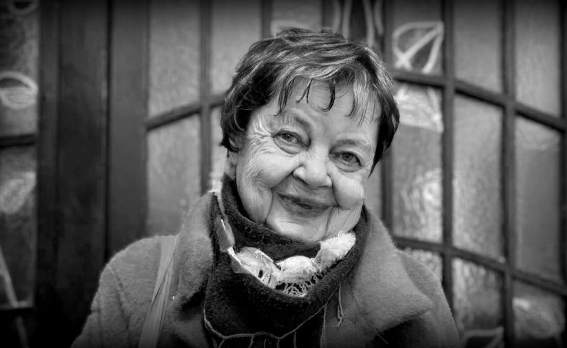 Czarno-białe zdjęcie zmarłej Heleny Sendyk