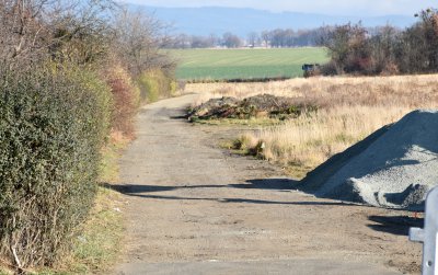 Droga szutrowa przed wykomnywaniem prac