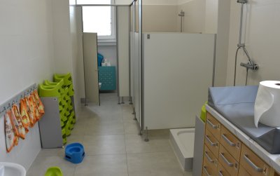 Toaleta dostosowana do wzrostu maluchów