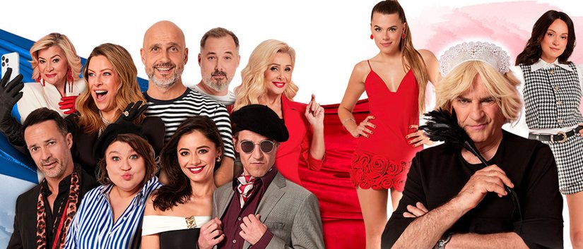 Grupa artystów grających w spektaklu